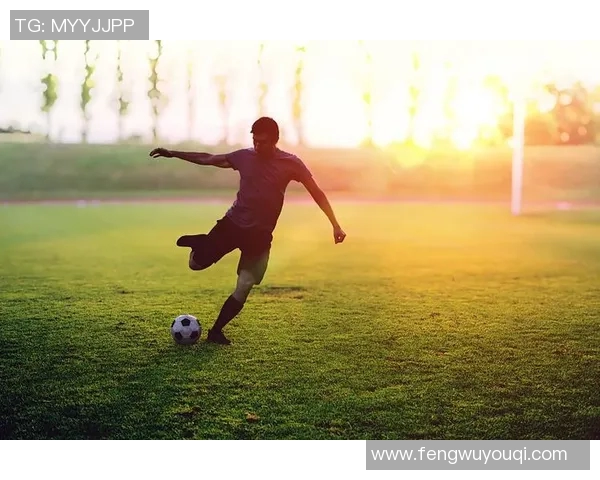 足球明星背影素材高清视频展示运动魅力与激情瞬间的完美结合